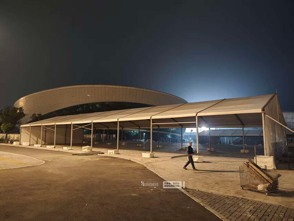 賽事篷房租賃打造全天候訓(xùn)練鍛煉空間